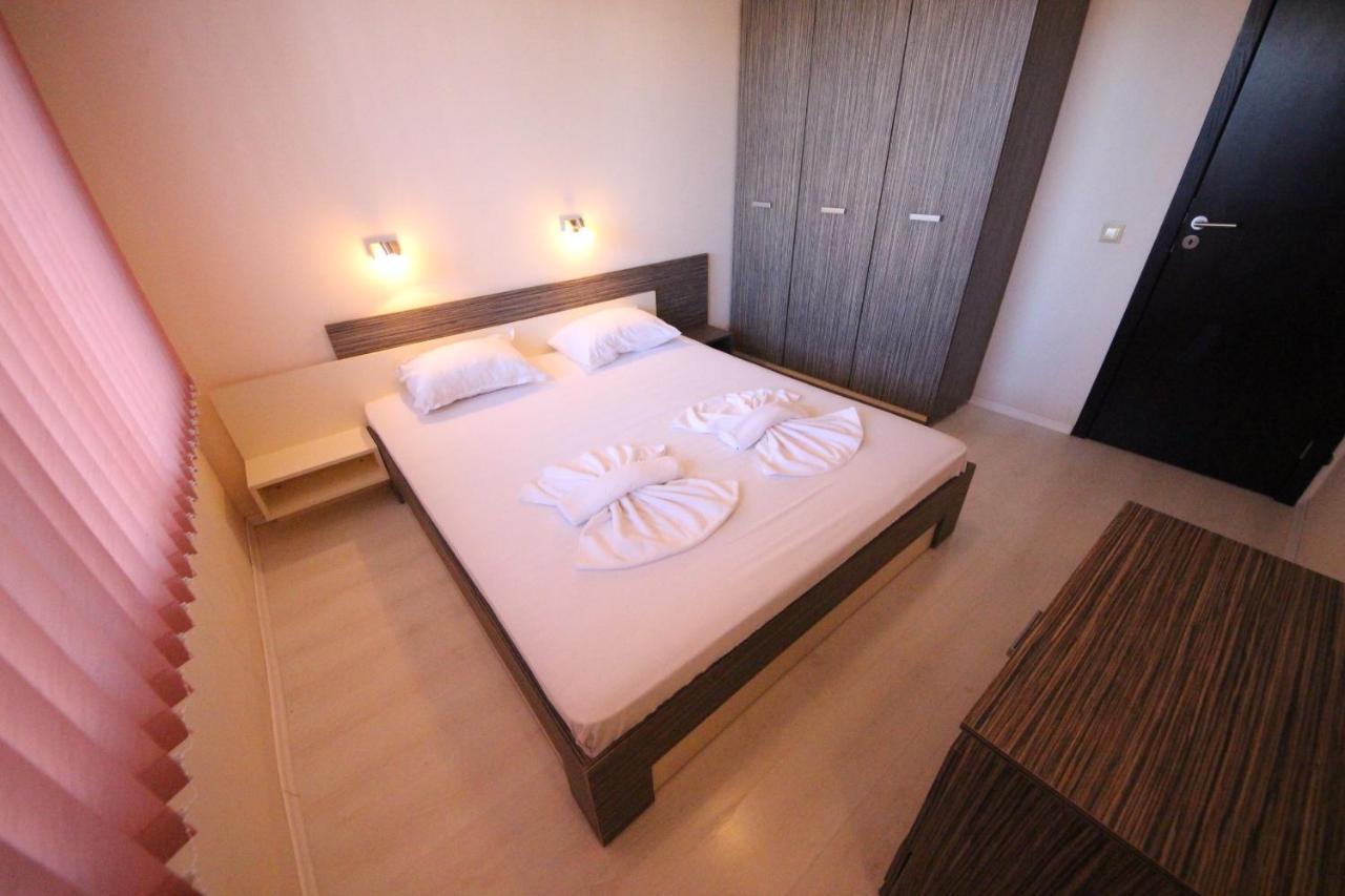 Menada Horyzont Apartments سوزوبول الغرفة الصورة