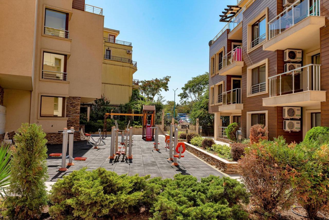 Menada Horyzont Apartments سوزوبول المظهر الخارجي الصورة