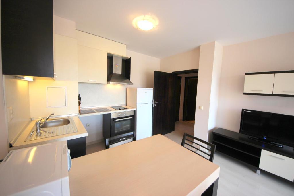 Menada Horyzont Apartments سوزوبول الغرفة الصورة