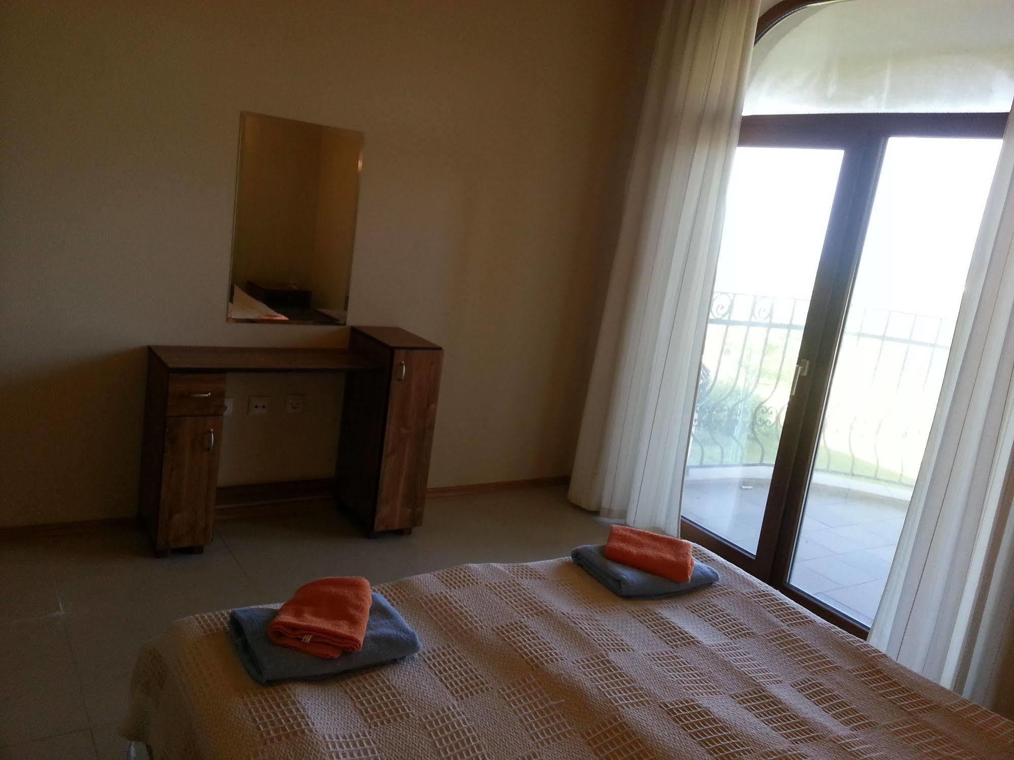 Menada Horyzont Apartments سوزوبول المظهر الخارجي الصورة