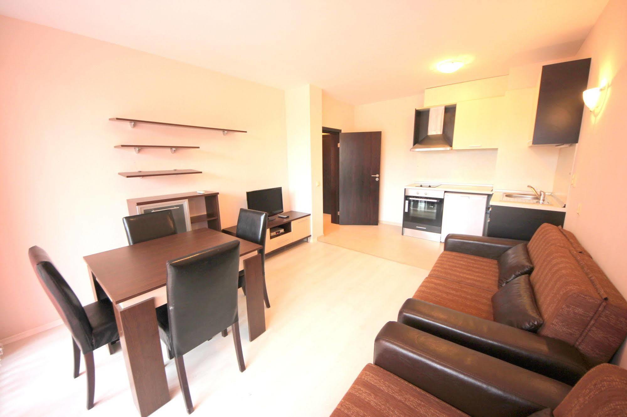 Menada Horyzont Apartments سوزوبول المظهر الخارجي الصورة